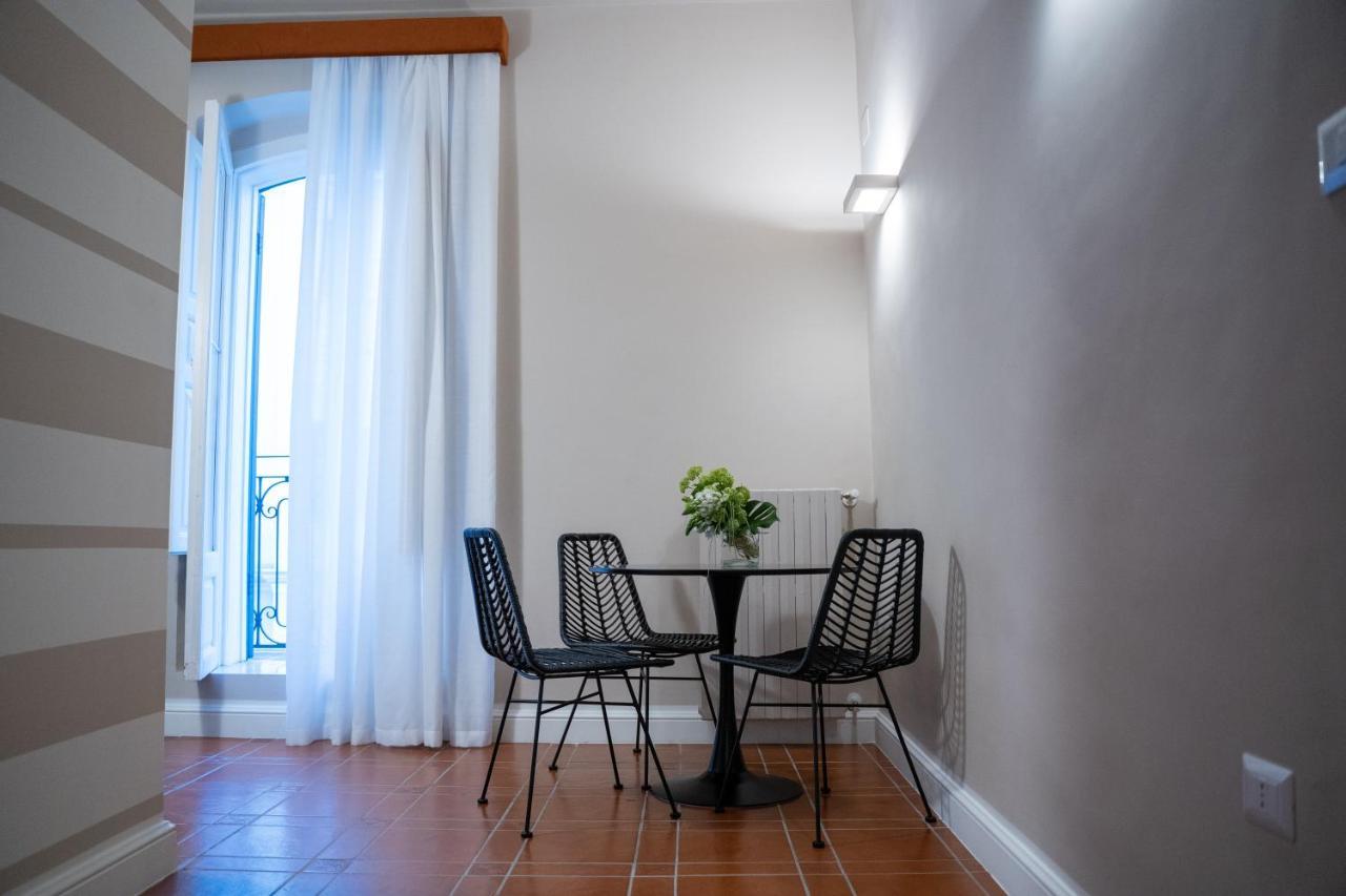 Casa Almika Principe Amedeo Hotel Bari Buitenkant foto