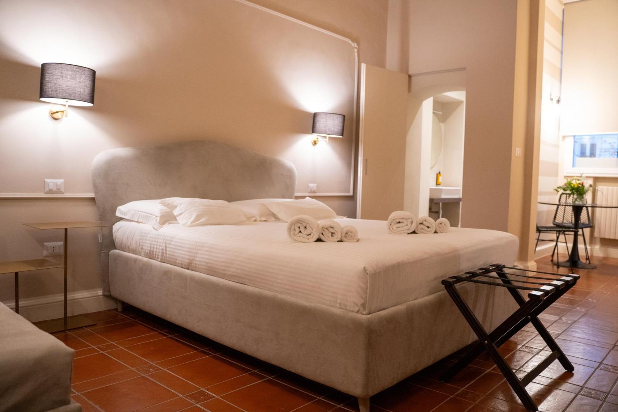Casa Almika Principe Amedeo Hotel Bari Buitenkant foto