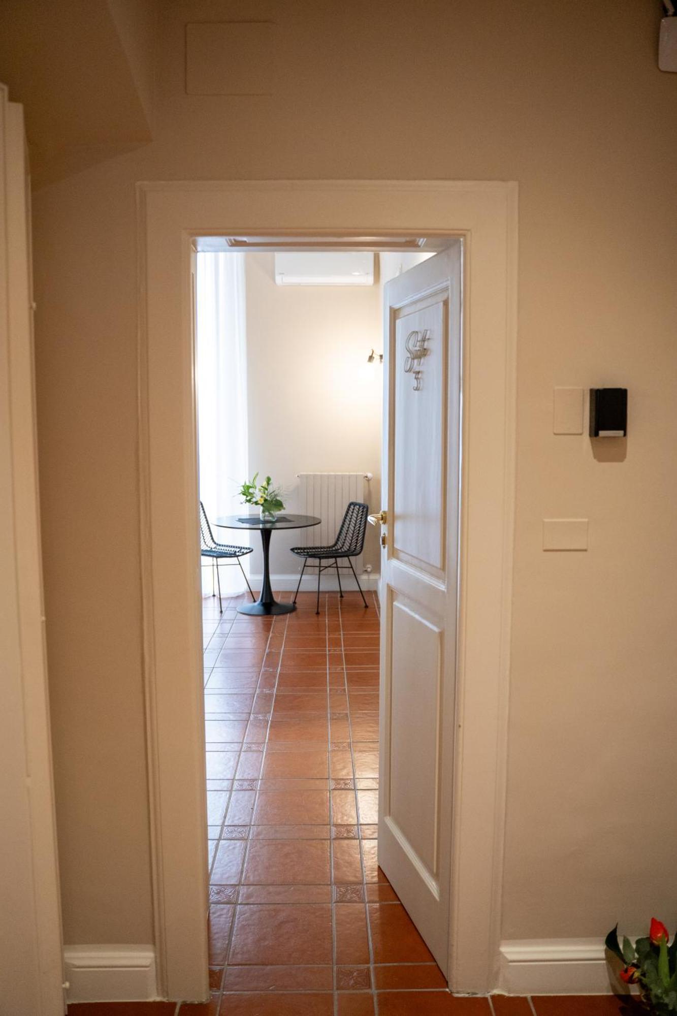 Casa Almika Principe Amedeo Hotel Bari Buitenkant foto